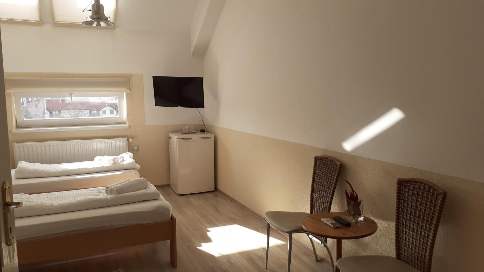 OÁZIS Hotel*** Nagykanizsa Buitenkant foto